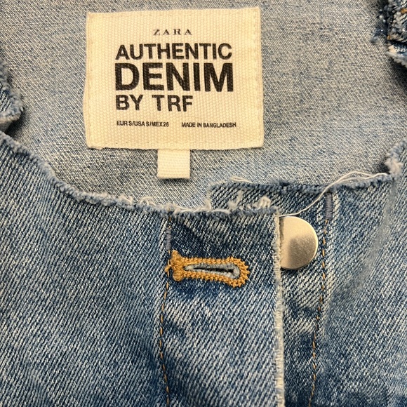 Distressed Zara denim jacket - Picture 3 of 4